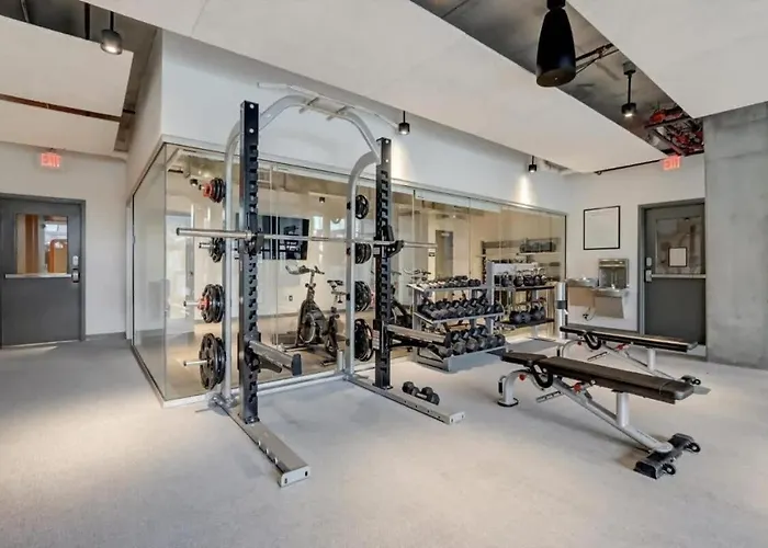 Apartment Boulevard Highrise Stu Sky Pool Parking Gym 32 Phoenix
