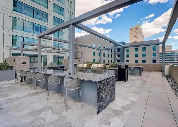 Apartment Boulevard Highrise Stu Sky Pool Parking Gym 32 Phoenix